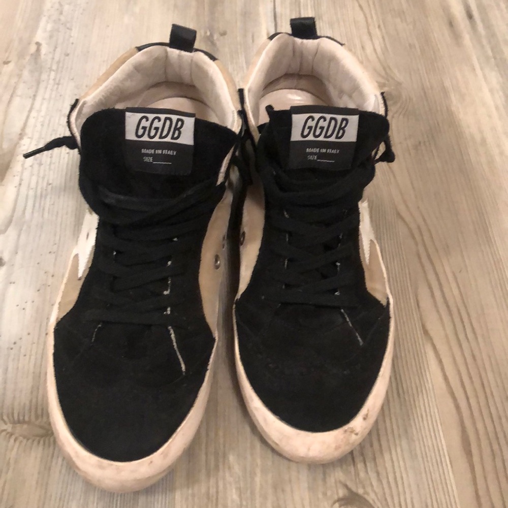 Golden Goose mid star 40 excellent condition.